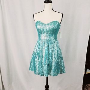 B. Darlin aqua nwt sz 5/6 sparkly strapless dress
